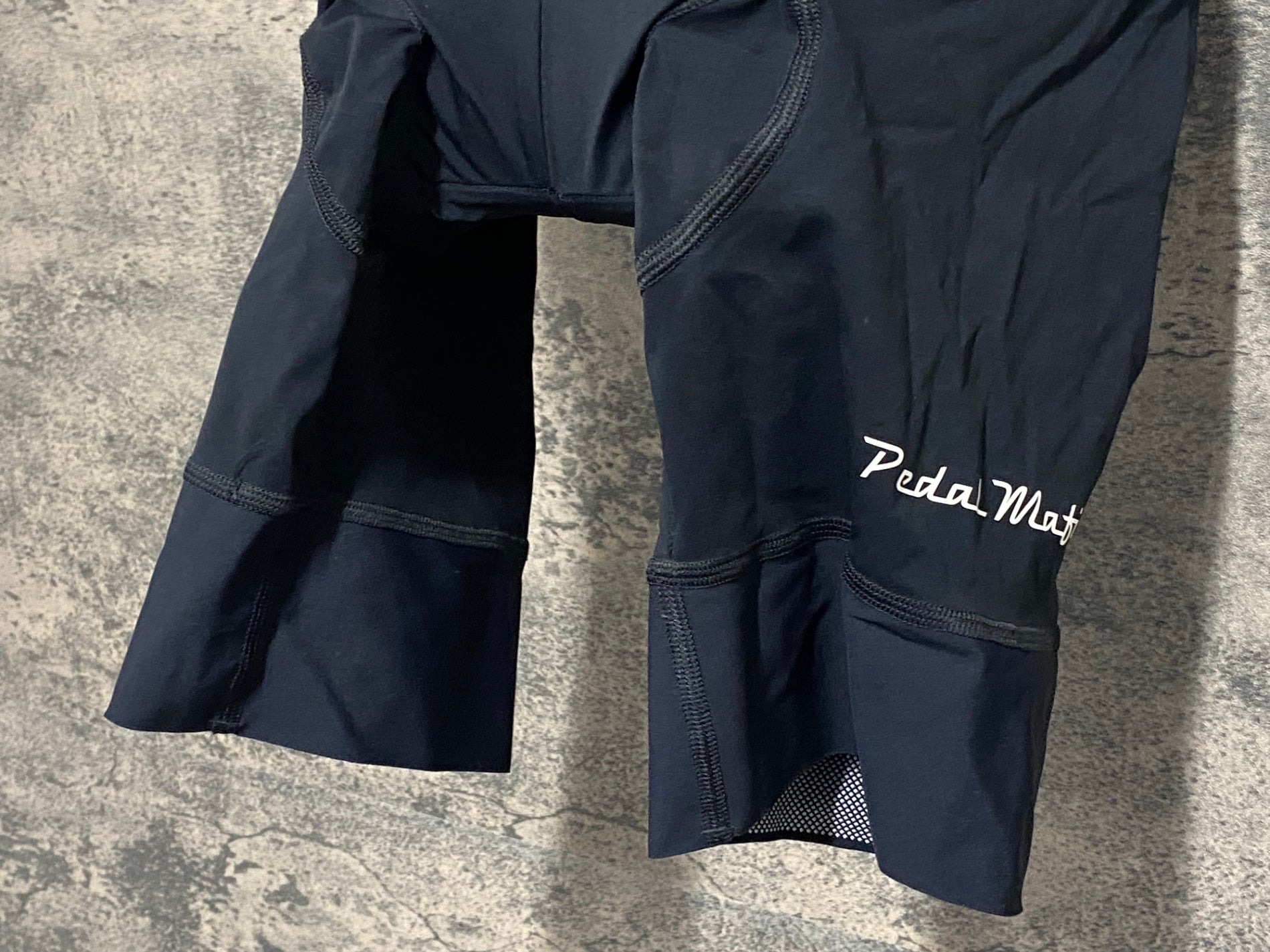 JV177 ペダルマフィア Pedal Mafia ビブショーツ 黒 2XS – BICI AMORE