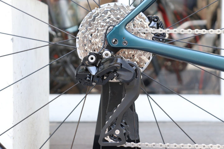 スペシャライズド SPECIALIZED ルーベ コンプ ROUBAIX SL8 COMP 2024 56サイズ シマノ 105 R7170 Di2 12S カーボン ロードバイク 【横浜店】