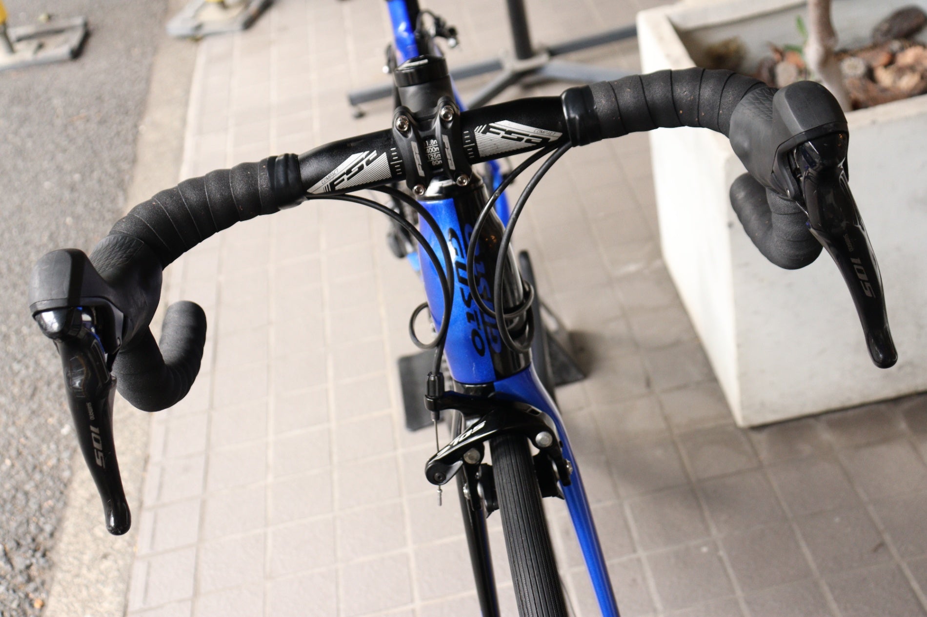 グスト GUSTO RCR TEAM DURO EVO 2020モデル Mサイズ シマノ R7000 105