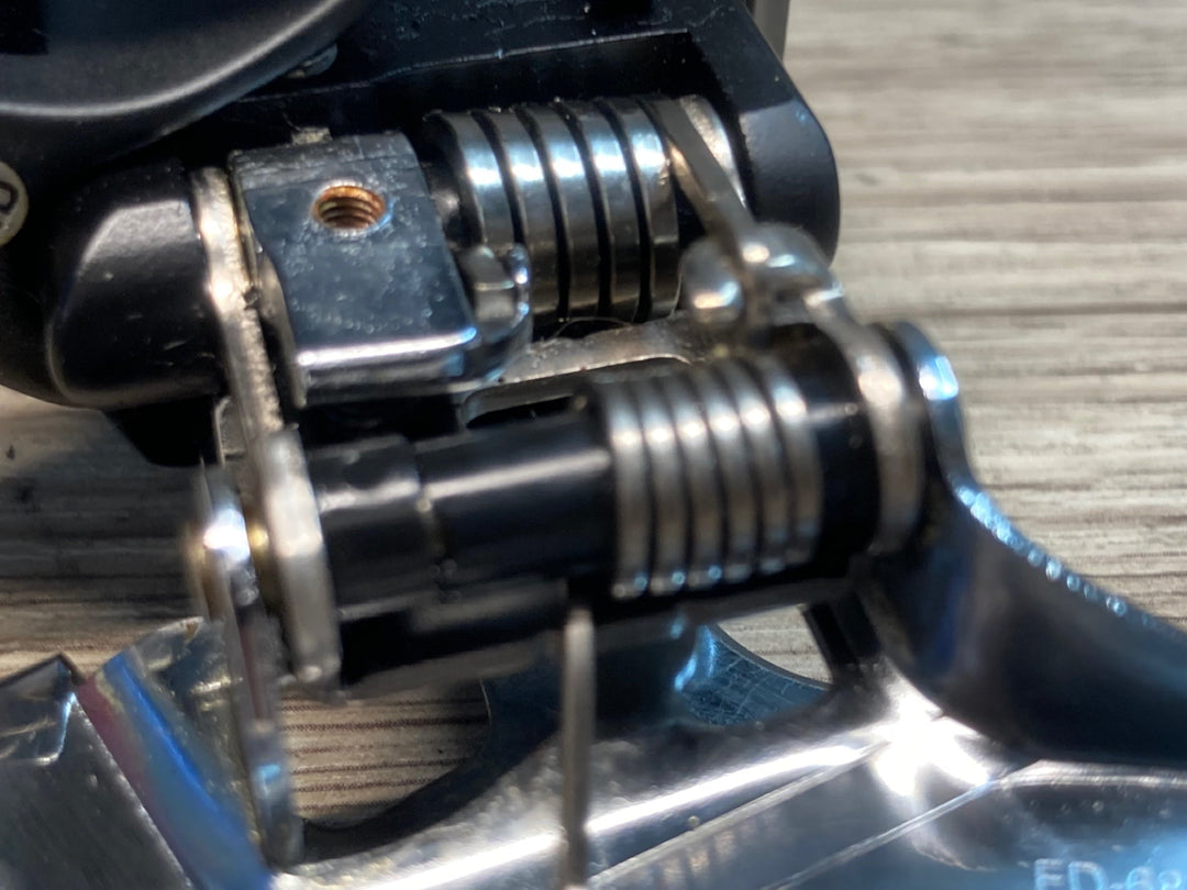 IX115 シマノ SHIMANO アルテグラ ULTEGRA FD-6870 フロントディレイラー 2S Di2 直付け バンド付き Φ34.9  ※動作確認済