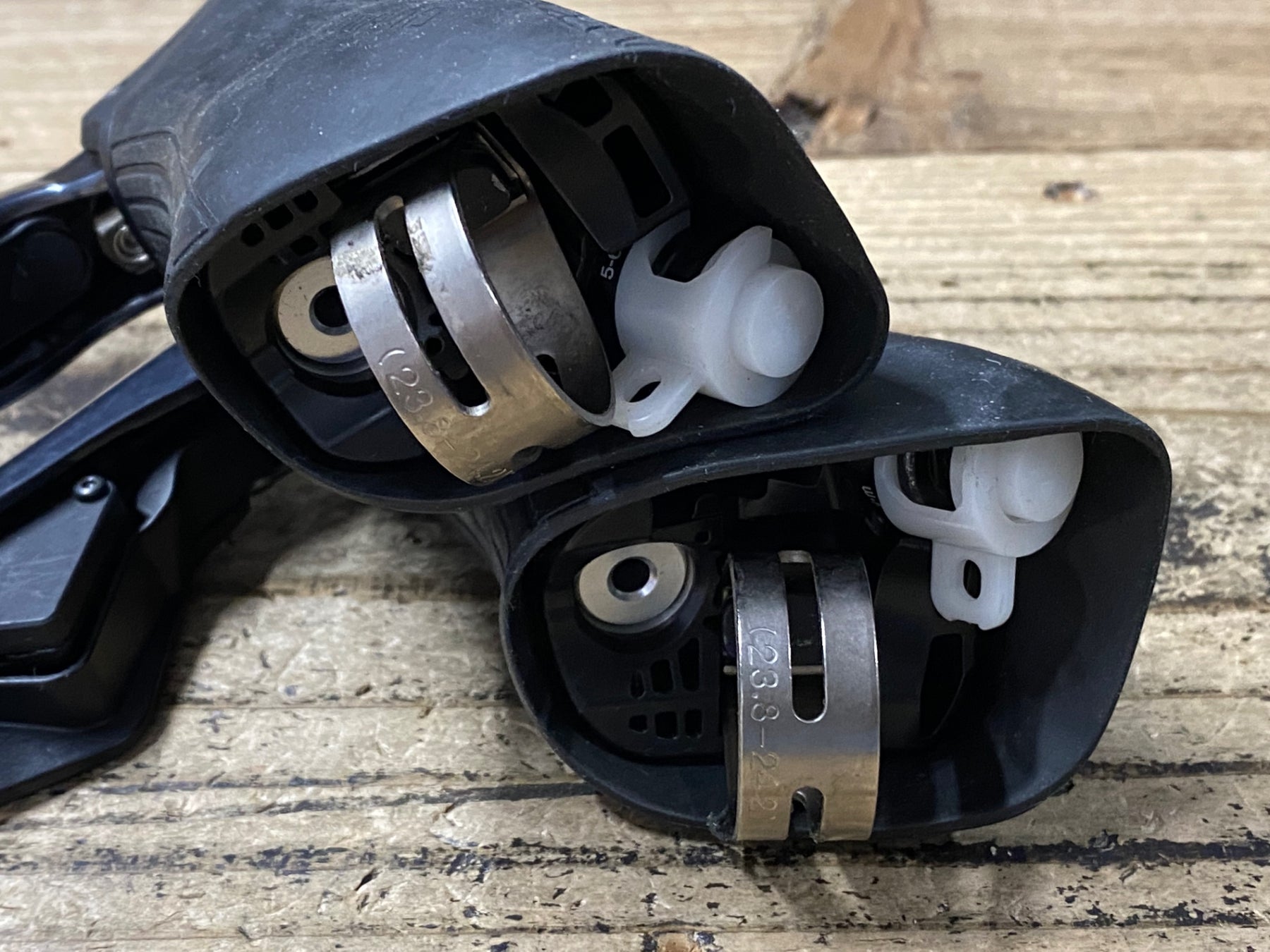KC872 シマノ SHIMANO アルテグラ ULTEGRA ST-R8070 STIレバー 左右