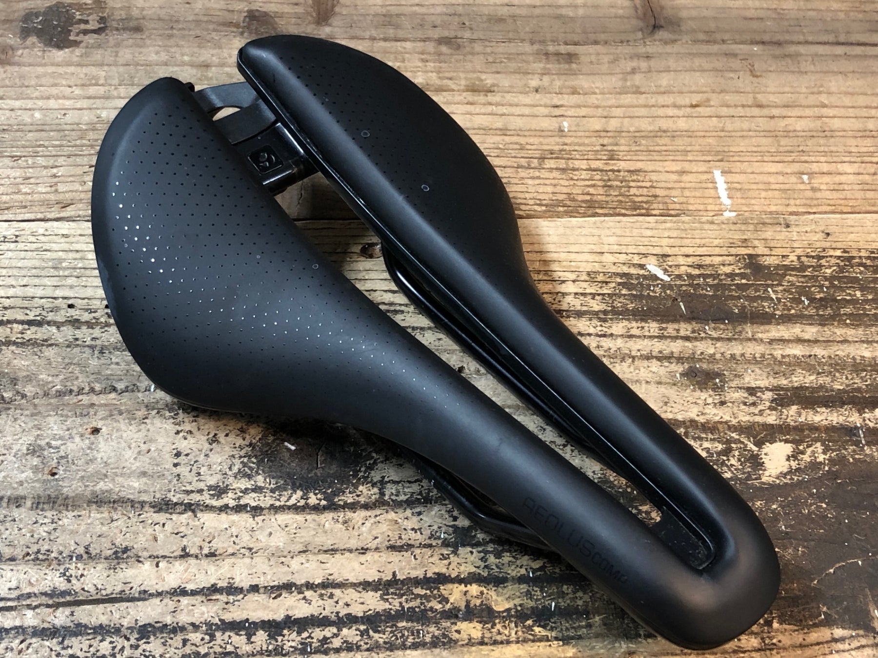 JP595 ボントレガー BONTRAGER AEOLUS COMP スチールレール サドル 黒