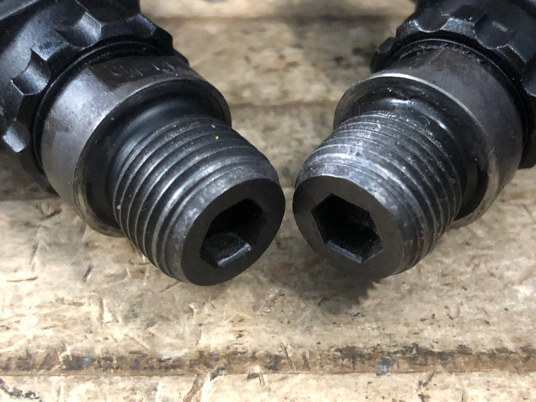 JT793 シマノ SHIMANO PD-R550 ビンディングペダル SPD-SL