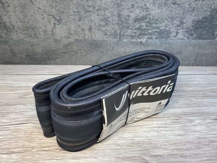 JK155 ヴィットリア vittoria コルサ CORSA GRAPHENE 2.0 チューブレスレディ タイヤ 700x25c 未使用