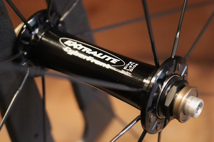 LWC カーボン クリンチャー ホイールセット シマノ12/11Sフリー エクストラライトハブ 25mmハイト　【東京南麻布店】