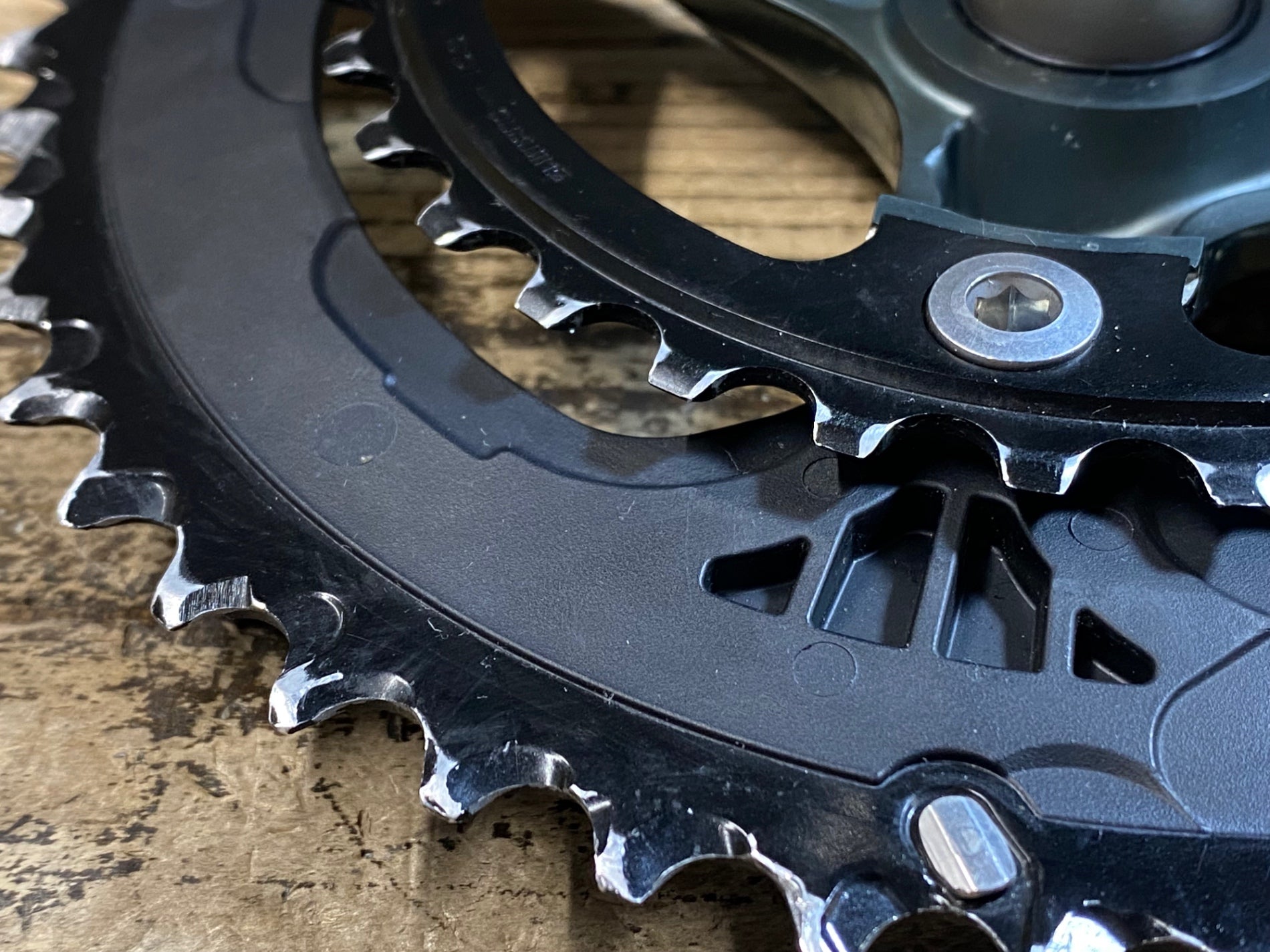 JP325 シマノ SHIMANO ティアグラ Tiagra FC-4700 クランクセット