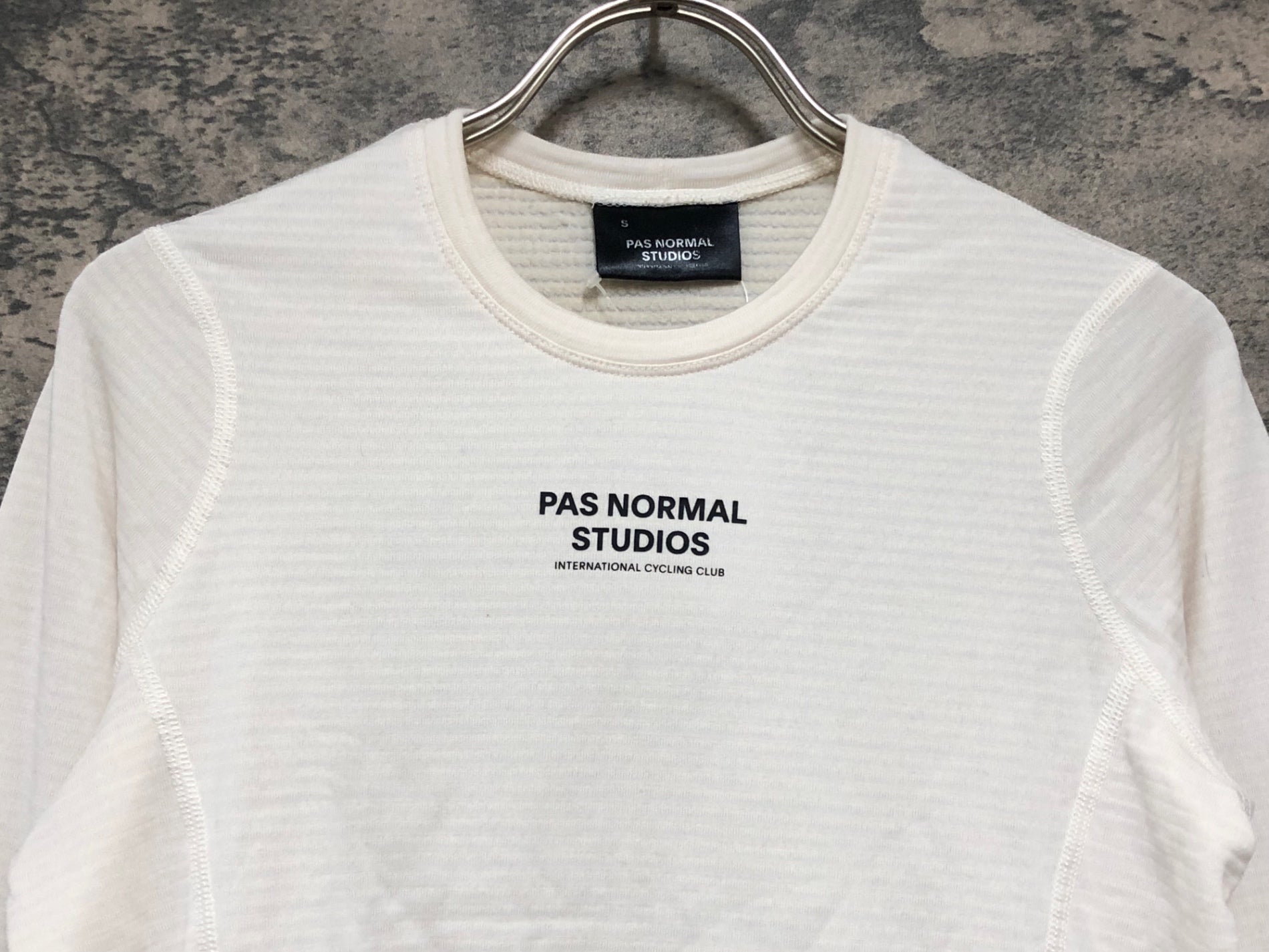 KM712 パスノーマルスタジオ PAS NORMAL STUDIOS THERMAL LONG SLEEVE