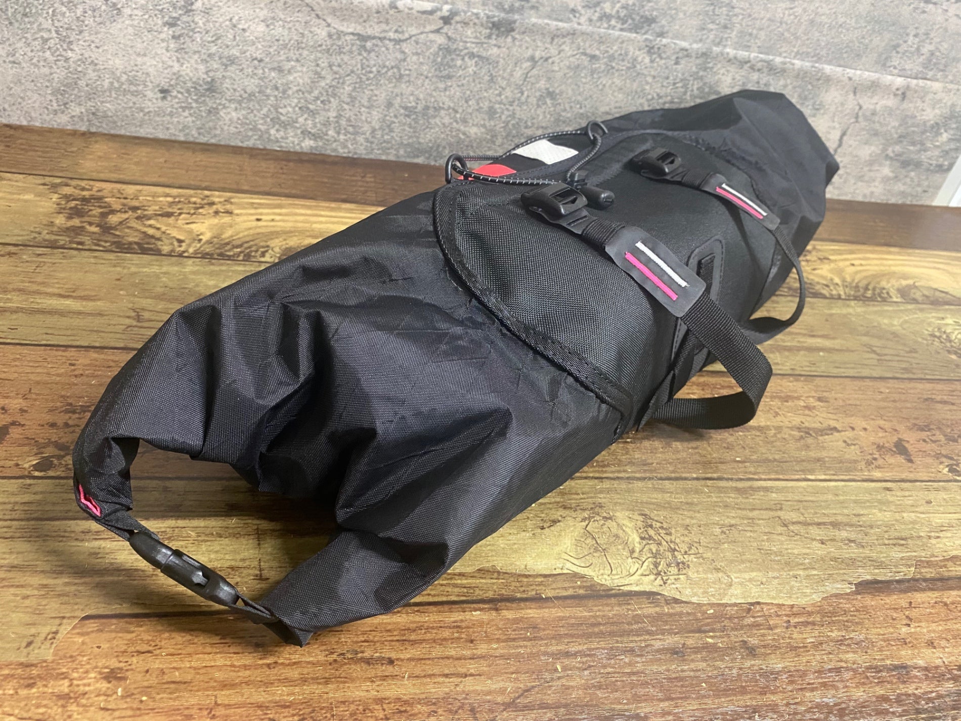 アピデュラ ラファ APIDURA Rapha ハンドルバーバッグ 黒 JY147 ラファ Rapha アピデュラ APIDURA バーパック BAR PACK ハンドル