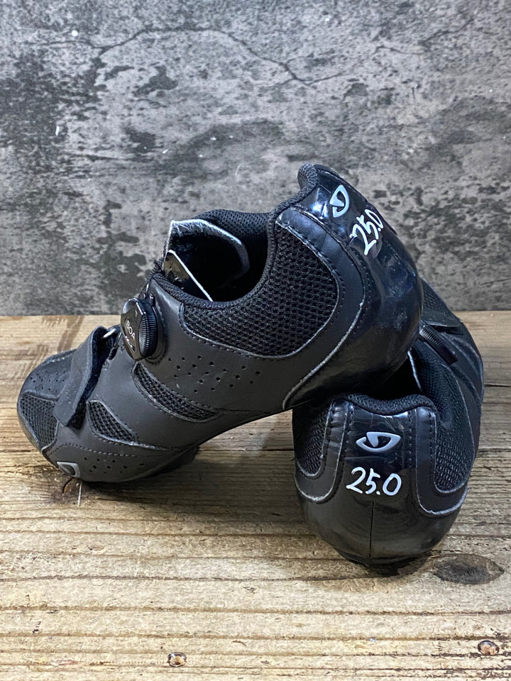 KG387 ジロ GIRO SAVIX ビンディングシューズ 黒 SPD EU40 ペン字あり