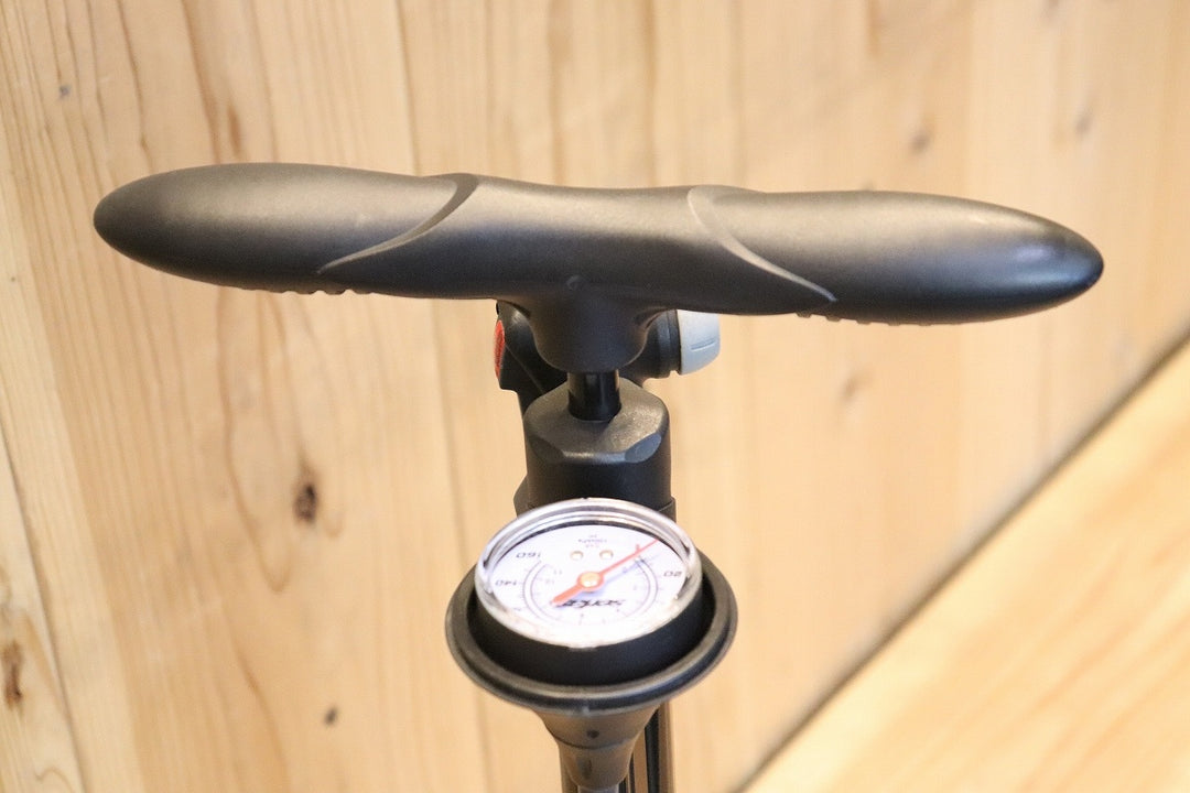 サーファス SERFAS FP-200 フロアポンプ 空気入れ 米式/仏式/英式対応 【芦屋店】