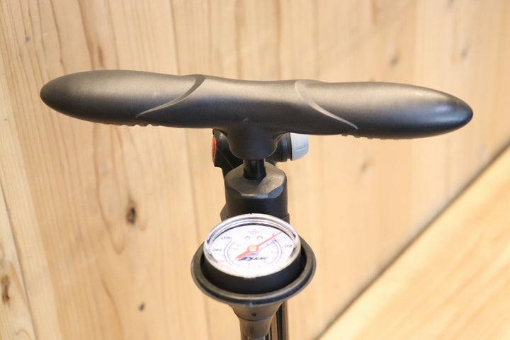 サーファス SERFAS FP-200 フロアポンプ 空気入れ 米式/仏式/英式対応 【芦屋店】
