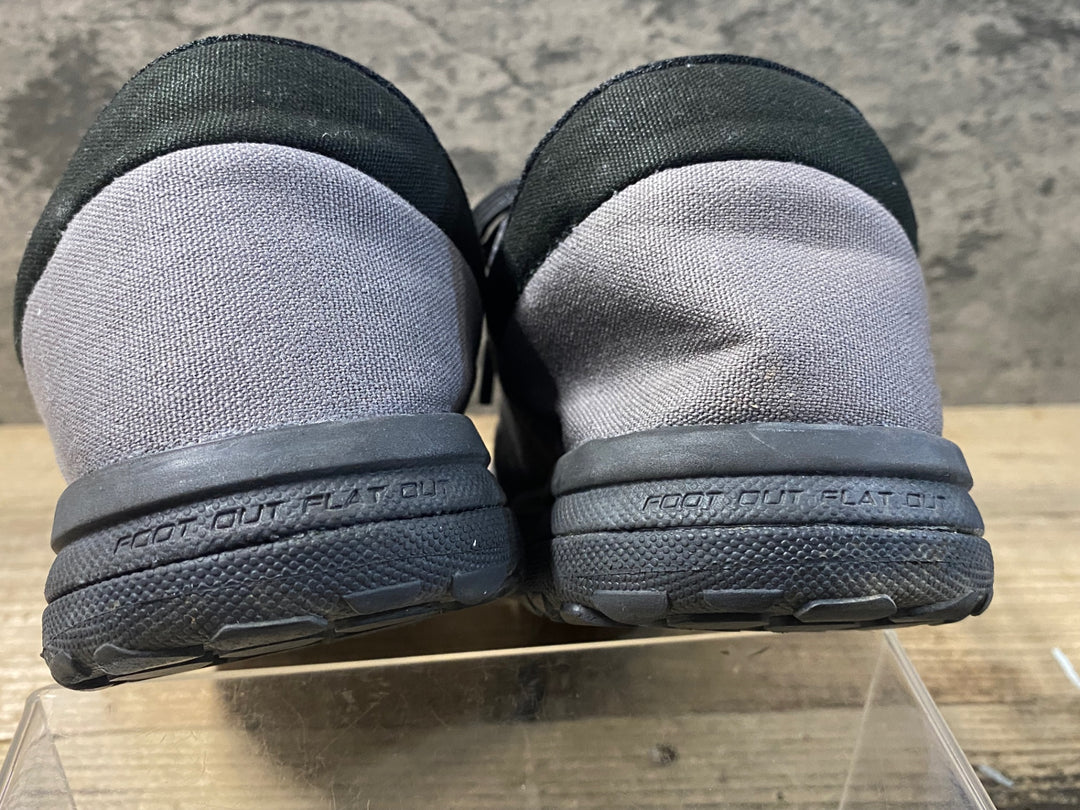 KC014 スペシャライズド SPECIALIZED 2FO Roost Canvas フラットシューズ 茶 黒 EU41