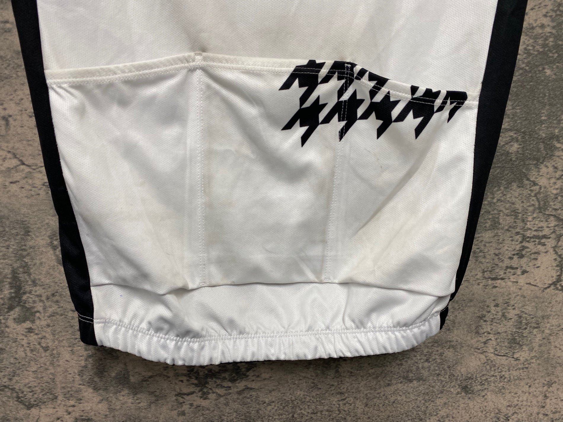 JJ254 リオンドカペルミュール Lion de kapelmuur 半袖サイクル