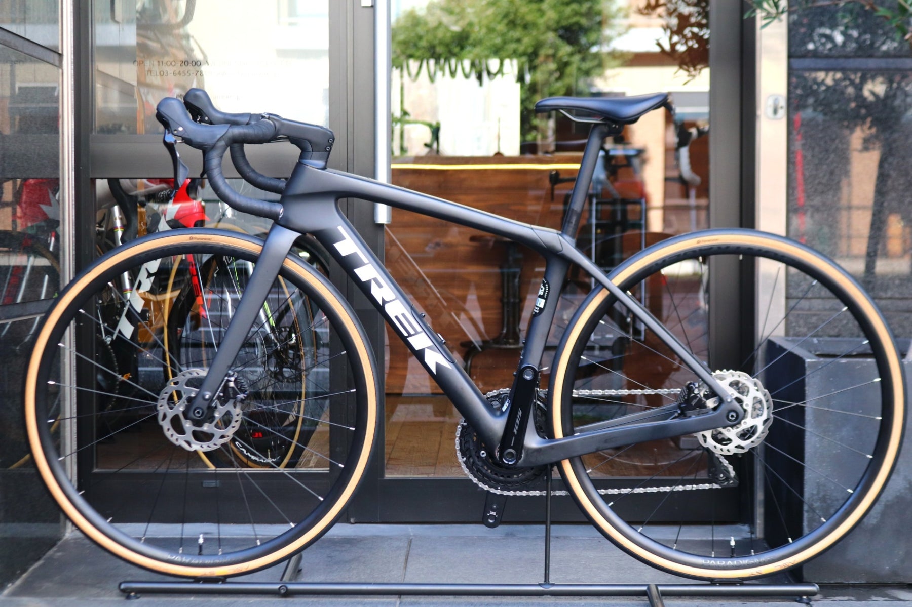 【田中】TREK トレック DOMANE SL5 2024年モデル トレック TREK ドマーネ DOMANE SL5 GEN4 2024モデル 50サイズ シマノ