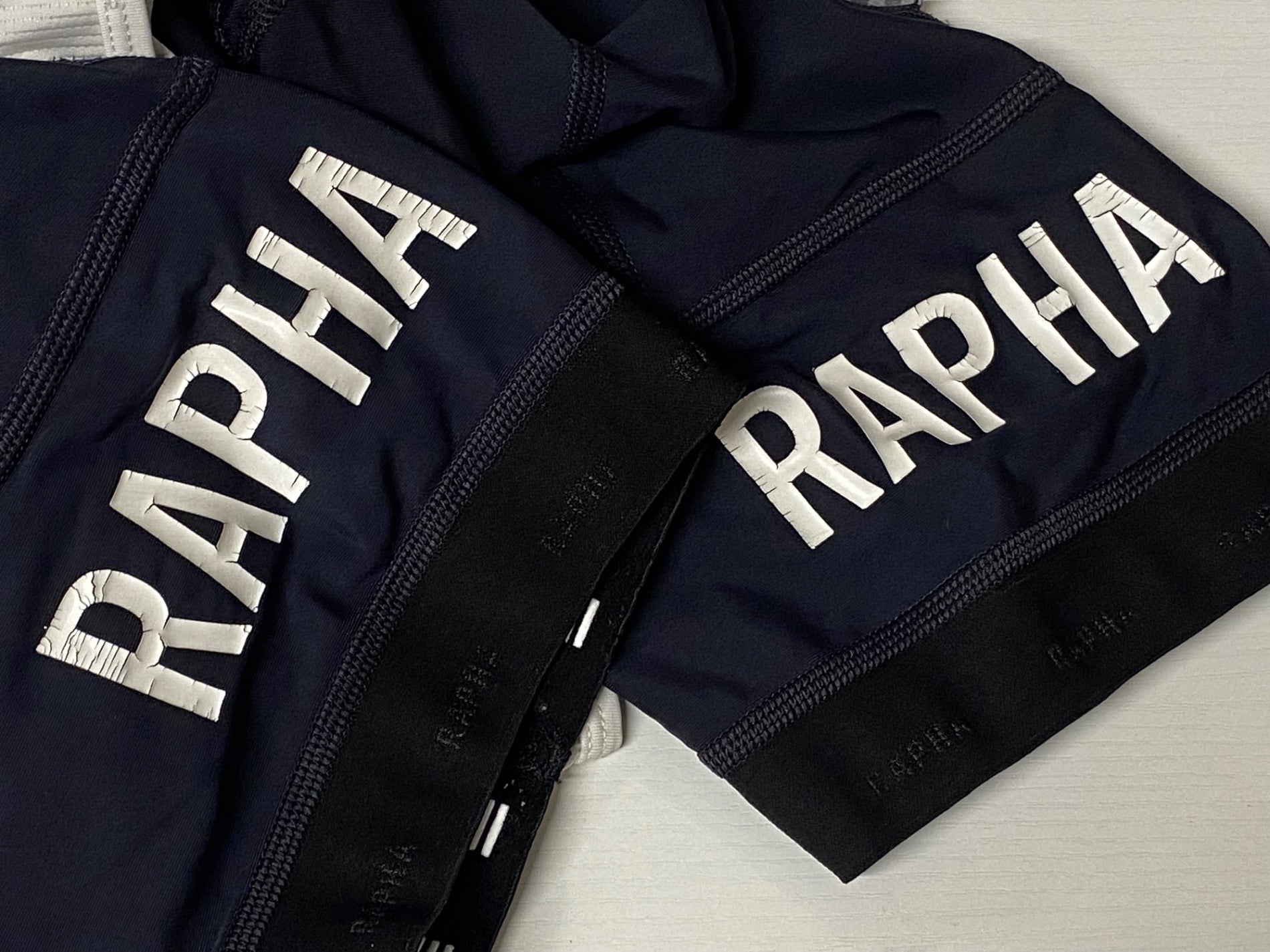 KH910 ラファ RAPHA PROTEAM BIB SHORTS ビブショーツ 黒 S ※ロゴ割れ