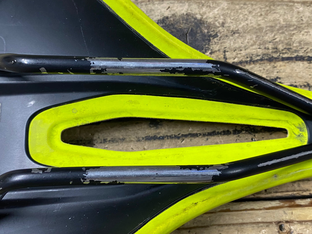 KI327 スペシャライズド SPECIALIZED POWER ARC EXPERT サドル 黄色 155mm Hollow Ti