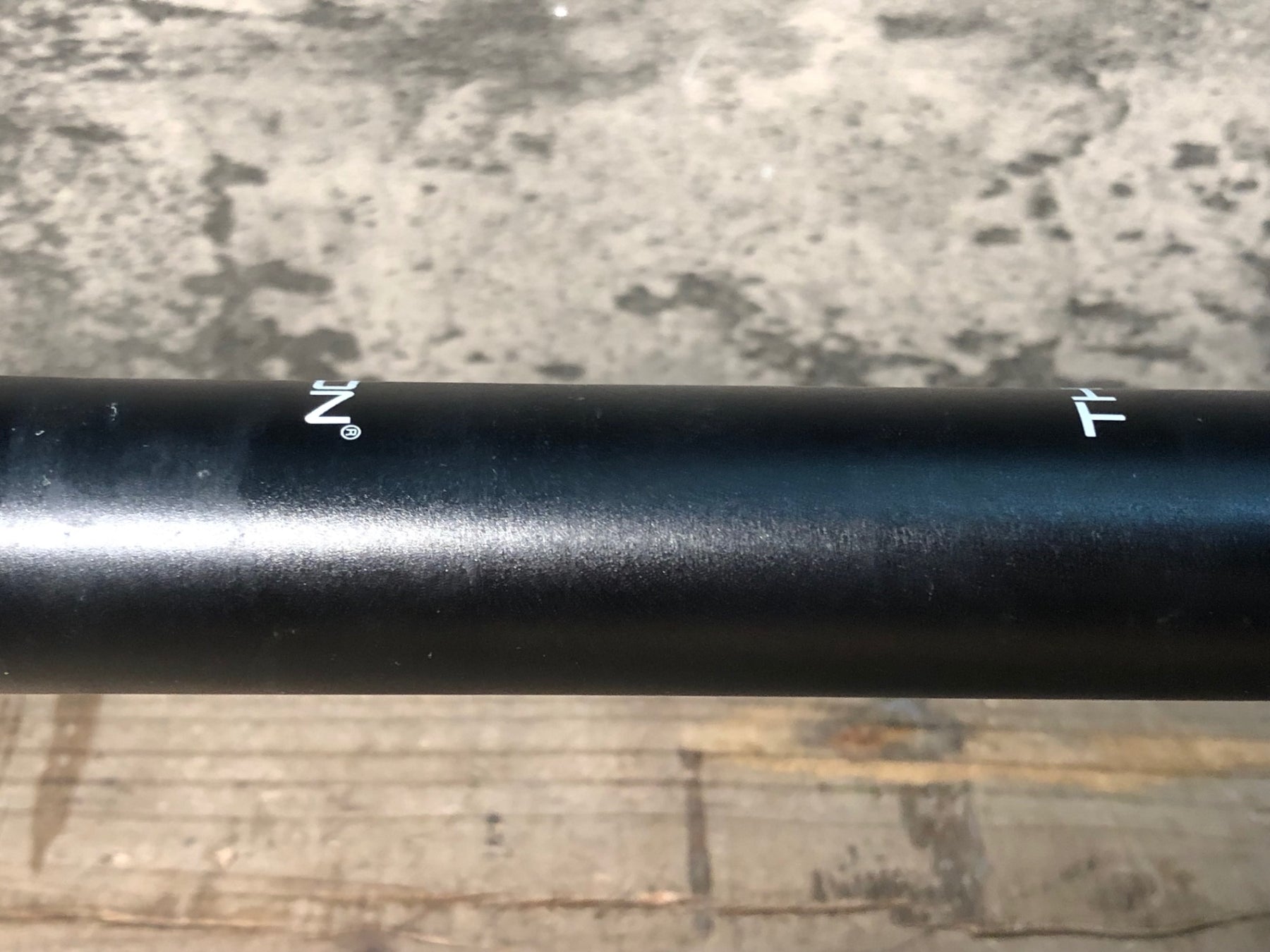 JM041 トムソン THOMSON HB-E125 ROAD ROUND アルミドロップハンドル