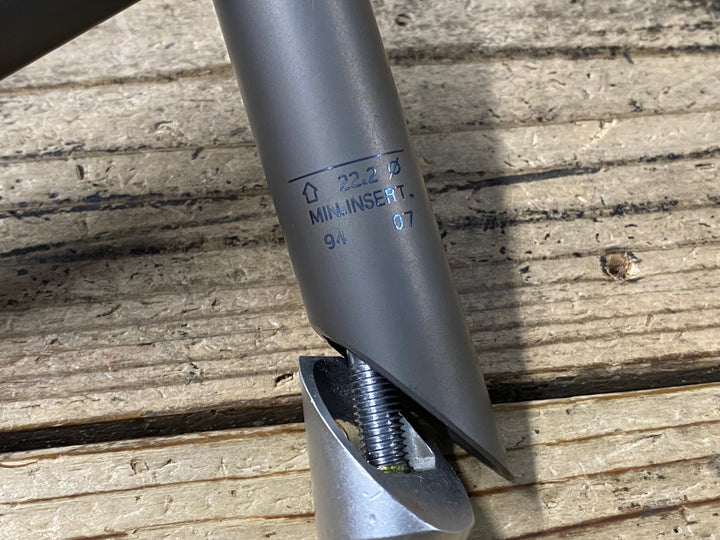 KJ079 ITM AGGRESSOR TITANIUM 3AL スレッドステム Φ25.8 120mm