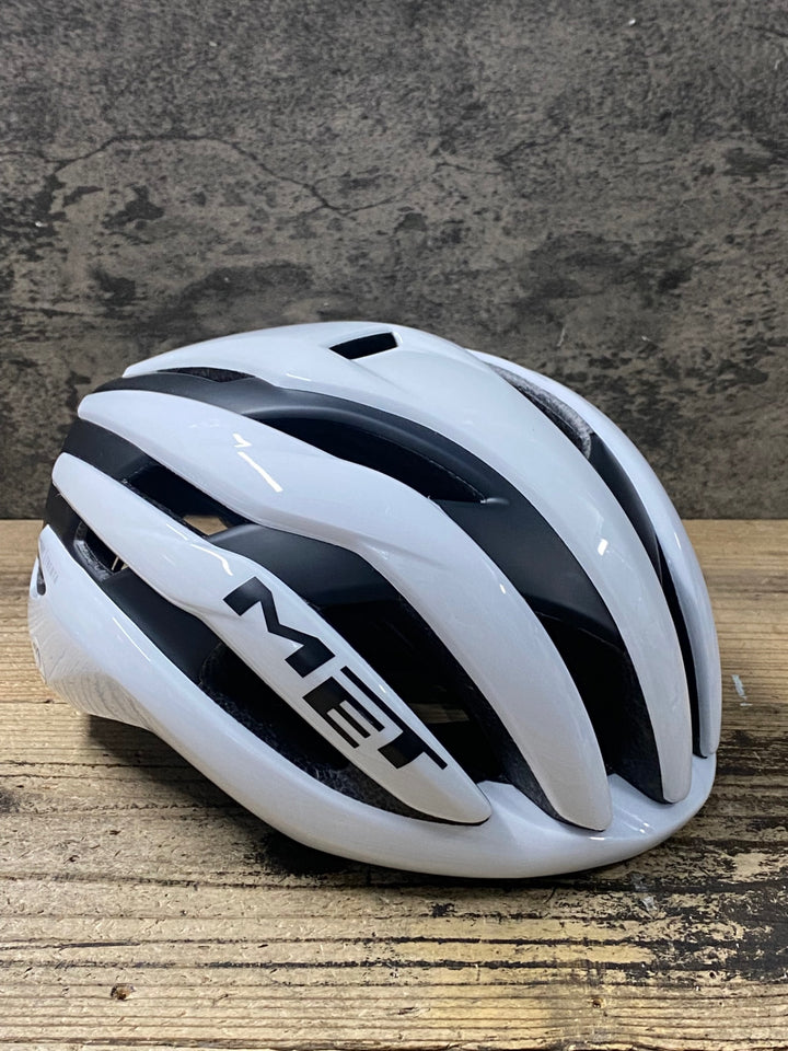 KJ714 メット MET トレンタ M126 TRENTA MIPS サイクルヘルメット L 白 2025/05製造