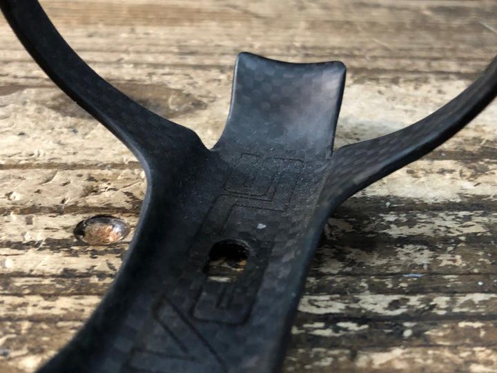 JW904 スパカズ SUPACAZ FLY CAGE CARBON カーボン ボトルケージ 黒 2個セット