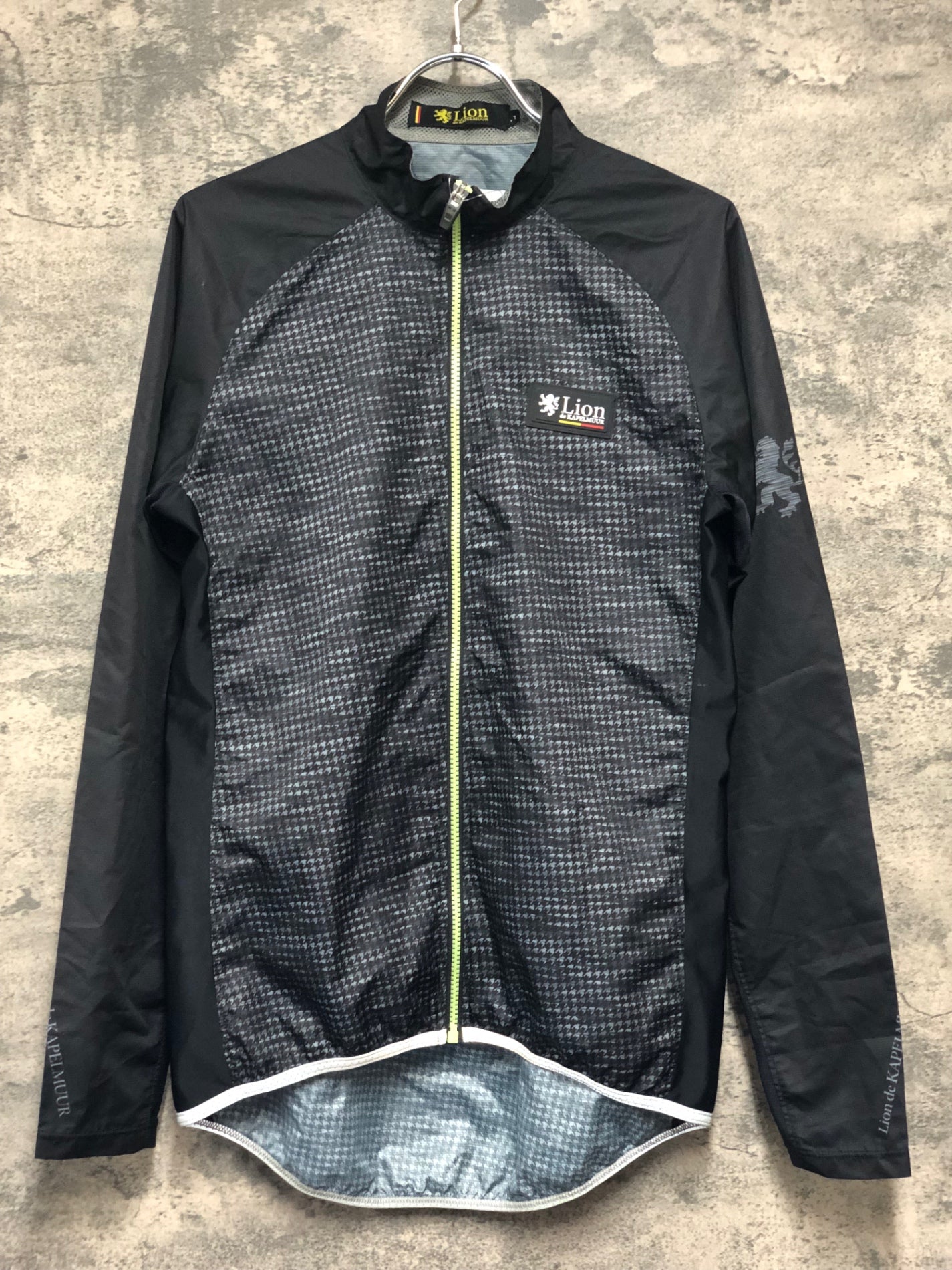 KI954 リオンドカペルミュール Lion de kapelmuur 長袖 ウィンド