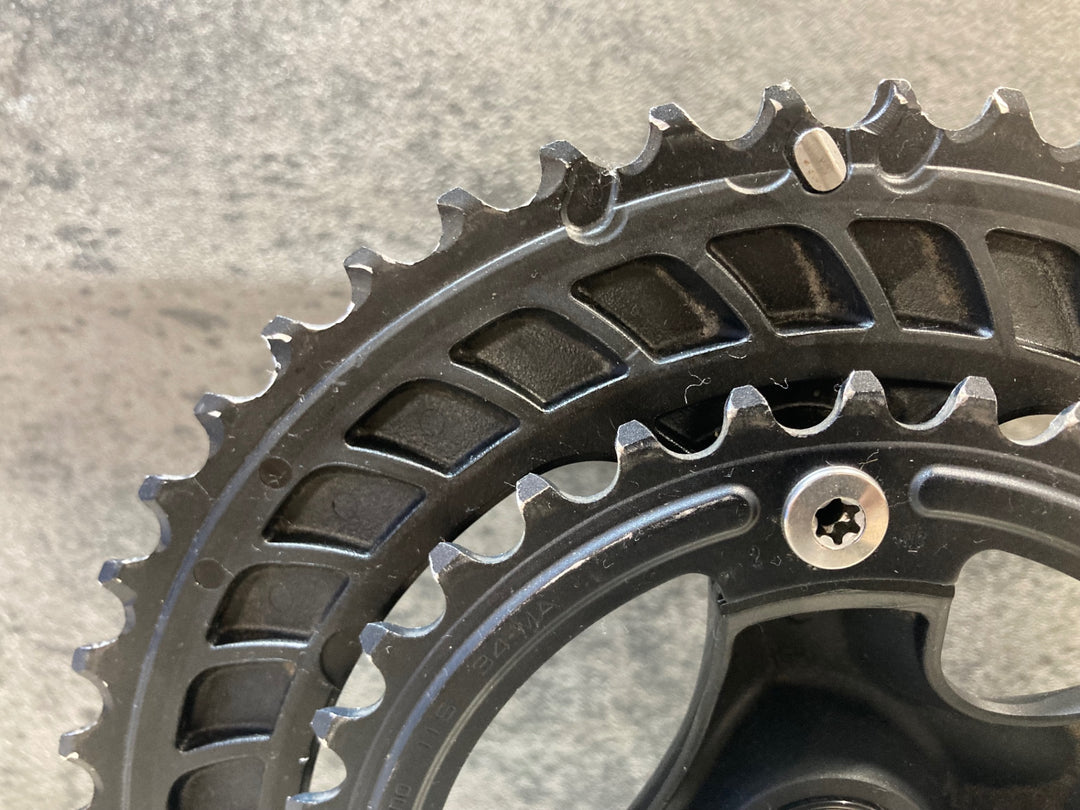 KF085 シマノ SHIMANO 105 FC-5800 クランクセット 172.5mm 50/34T
