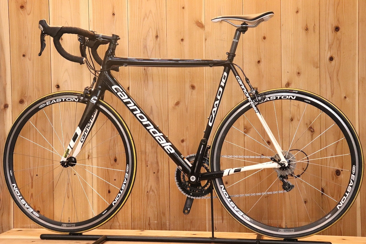 軽量アルミロードバイク CAD10 105 カスタム多数 メンテナンス済み 軽量アルミロードバイク CAD10 105 カスタム多数 メンテナンス