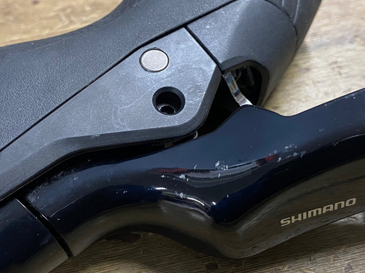 KO109 シマノ SHIMANO 105 ST-R7025 STIレバー 左のみ ※動作不良,ブリーディング部クラックのためジャンク