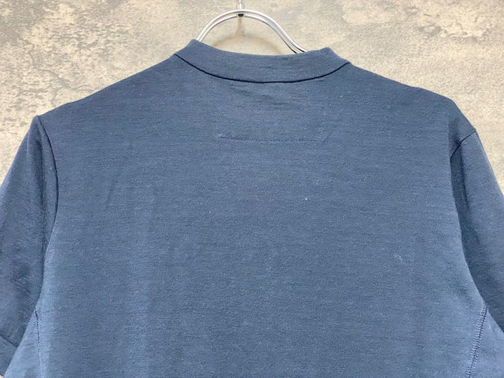KI195 ラファ Rapha RAEBURN SHORT SLEEVE MERINO HENLEY 半袖 シャツ ネイビー M ※穴開きのためジャンク
