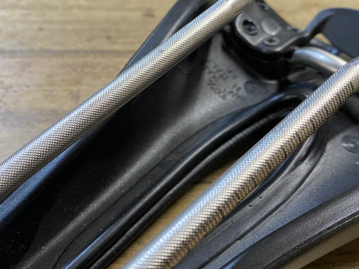 KP371 Selle SMP hell s サドル 黒 138mm aisi 304 tubeレール