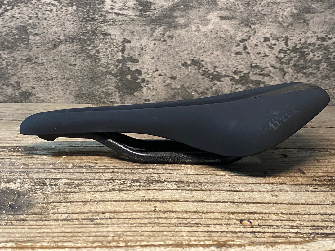 JG149 フィジーク fizik アンタレス ANTARES R1 OPEN サドル 140mm 黒 BRAIDED