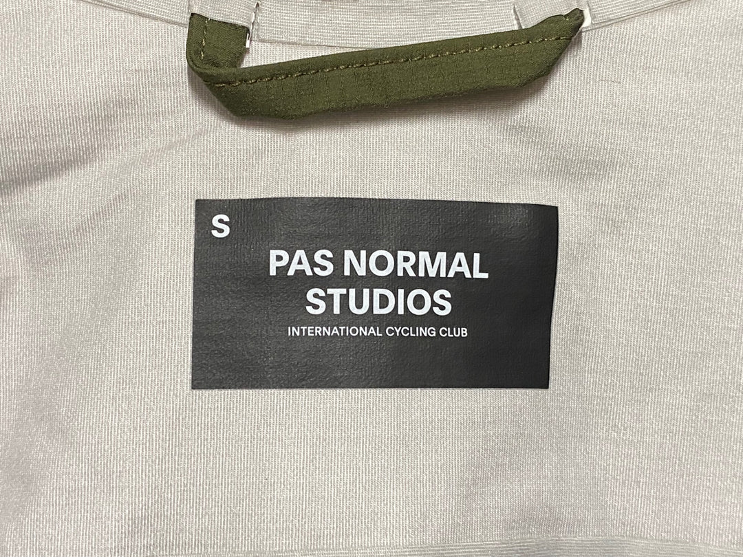 JP756 パスノーマルスタジオ PAS NORMAL STUDIOS Mechanism Rain Jacket 長袖 レインジャケット 緑 S