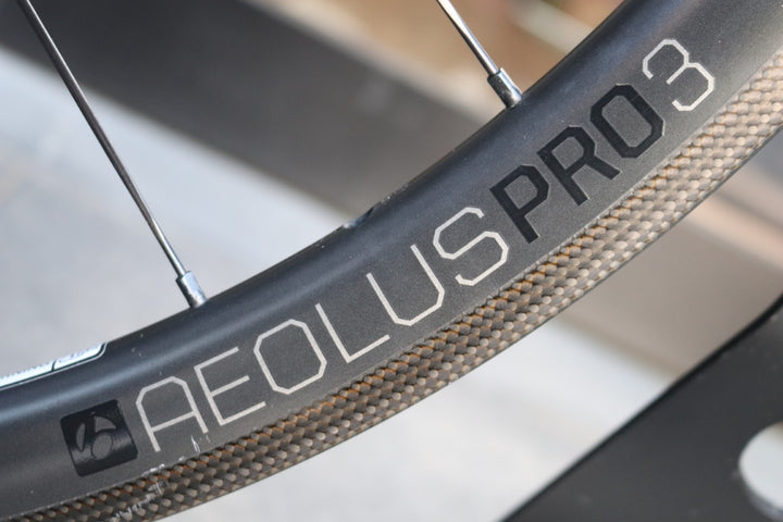 ボントレガー BONTRAGER アイオロス プロ AEOLUS PRO 3 カーボン チューブレス ホイールセット シマノ12/11S 19C 【東京南麻布店】