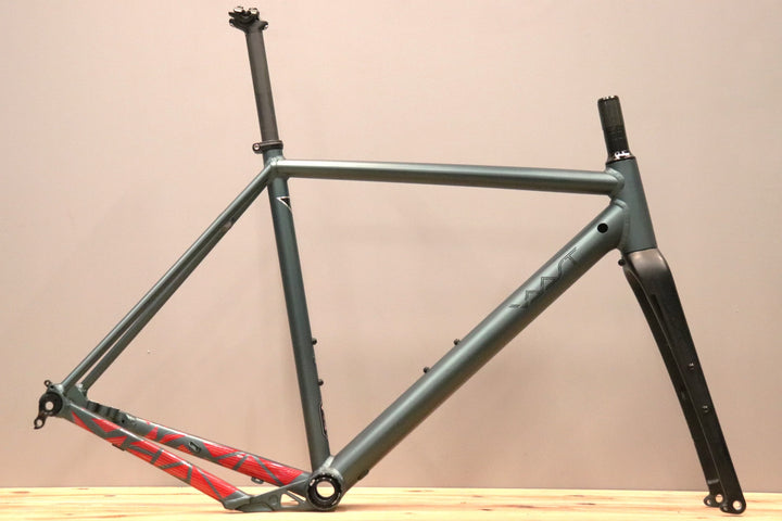 ヴァースト VAAST A/1 Gravel 2023モデル Mサイズ マグネシウム ロードバイク フレームセット 【仙台店】