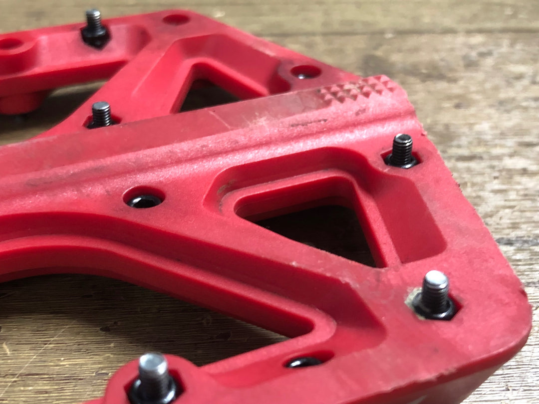 KA661 クランクブラザーズ CRANKBROTHERS Stamp 1 フラットペダル 赤