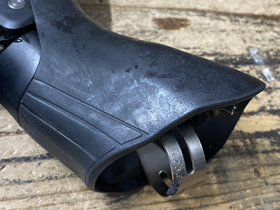 KG859 シマノ SHIMANO 105 ST-R7020 STIレバー 2×11S 油圧ブレーキ 黒