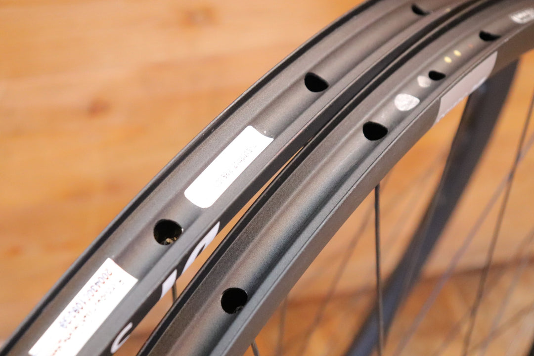 DT SWISS CR1400 DICUT アルミ チューブレスレディ ホイールセット シマノ11S/12S 【芦屋店】