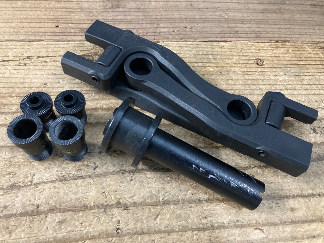 KI835 タイオガ TIOGA リアエンドホルダー2 REAR END HOLDER Ⅱ エンド金具