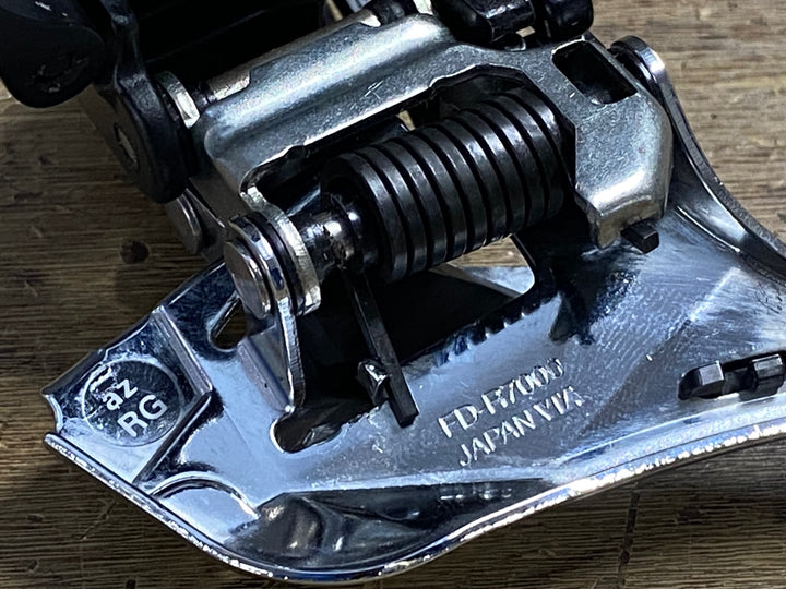 KS336 シマノ SHIMANO 105 FD-R7000 バンド Φ31.8 フロントディレイラー 2s