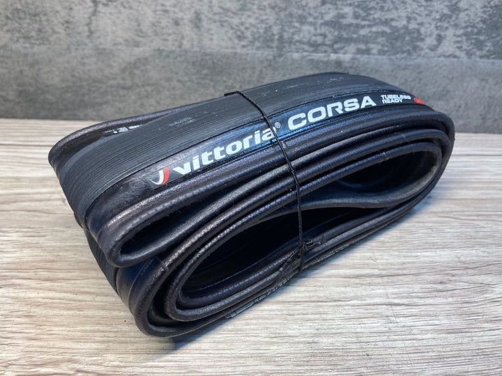 JK162 ヴィットリア vittoria コルサ CORSA GRAPHENE 2.0 チューブレスレディ タイヤ 700x25c 未使用