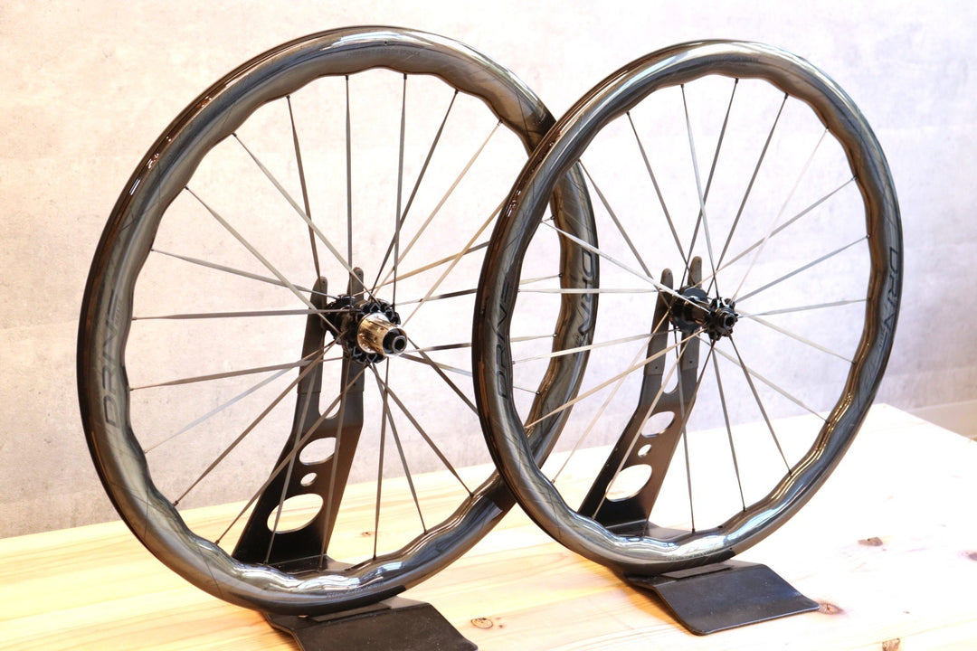 【訳あり】 エリートホイールズ ELITEWHEELS ドライブ ヘリックス DRIVE HELIX 46D CS カーボン チューブレスレディ ホイールセット シマノ11S/12S 【さいたま浦和店】