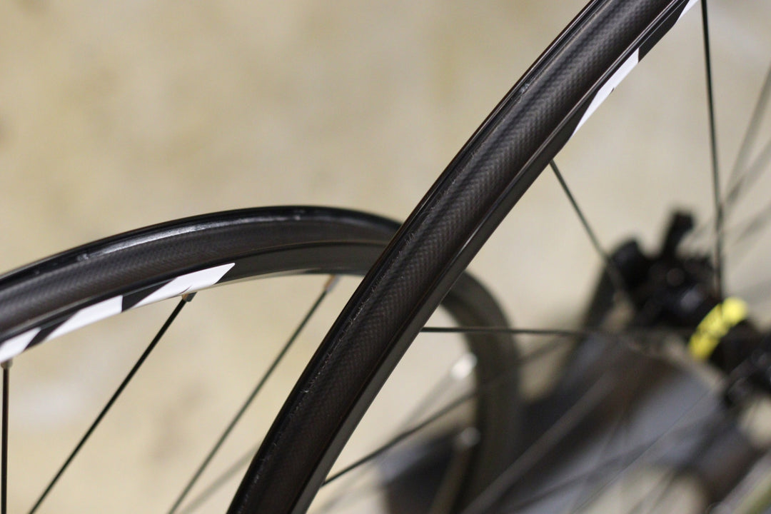 マヴィック MAVIC アクシウム AKSIUM DISC アルミ クリンチャー ホイールセット シマノ12/11S 【立川店】