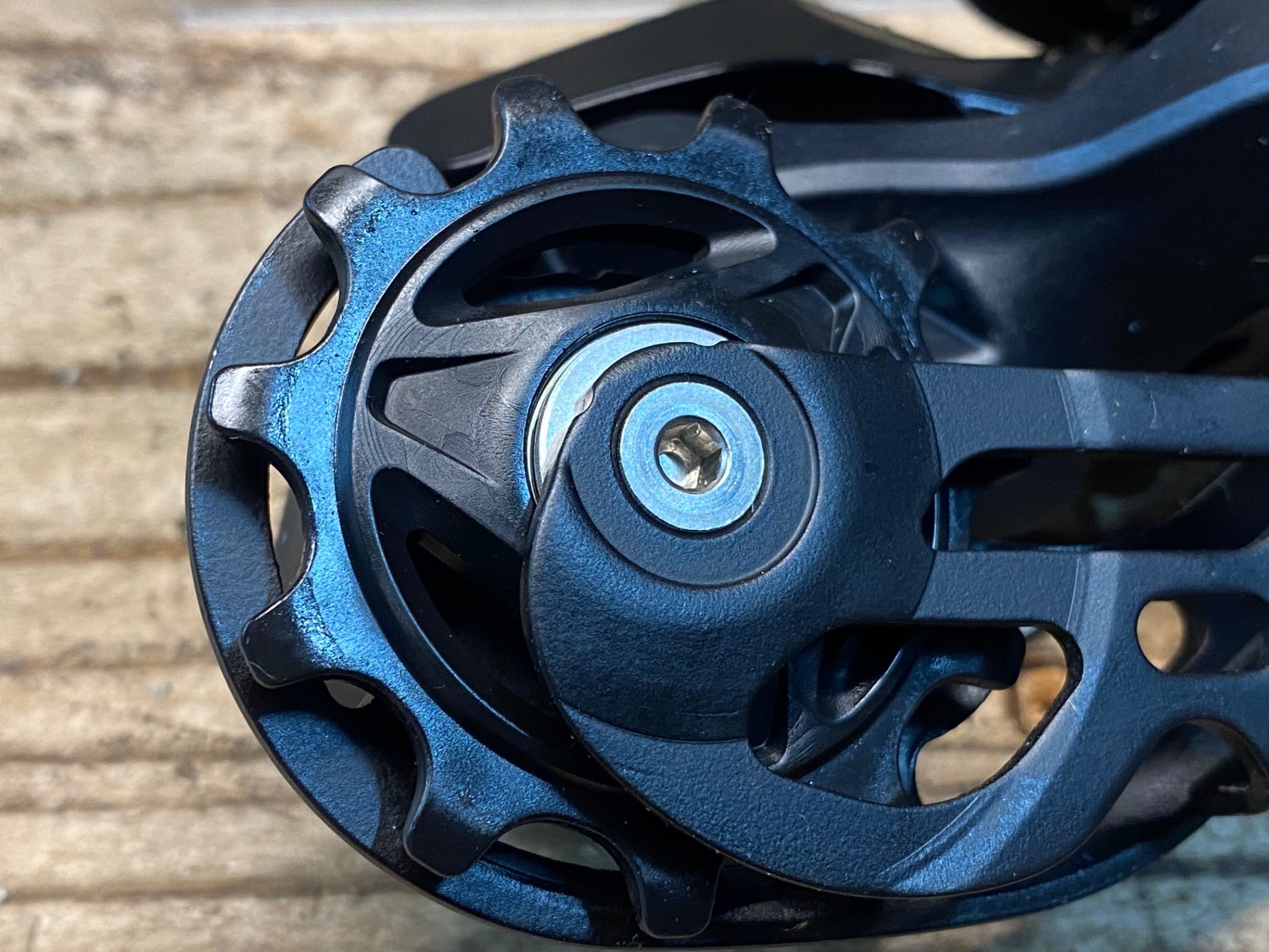 JJ338 シマノ SHIMANO 105 RD-R7100 リアディレイラー – BICI AMORE