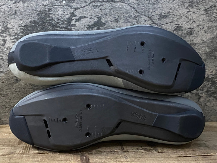 KK389 フィジーク fizik TEMPO OVERCURVE R4 SHOES ビンディングシューズ 3穴 グレー EU42