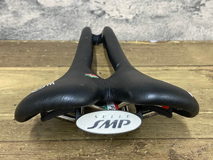 JS944 SELLE SMP DRAKON サドル INOX TUBE レール 138mm 黒
