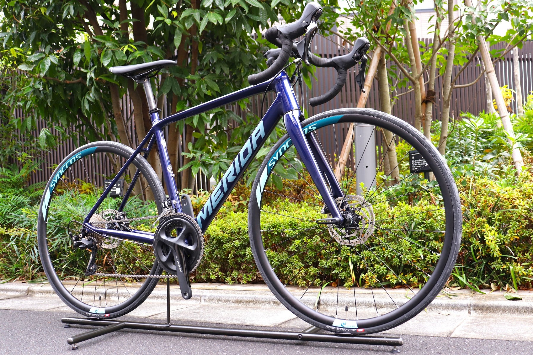 メリダ MERIDA スクルトゥーラ SCULTURA 700 2025 50サイズ シマノ 105