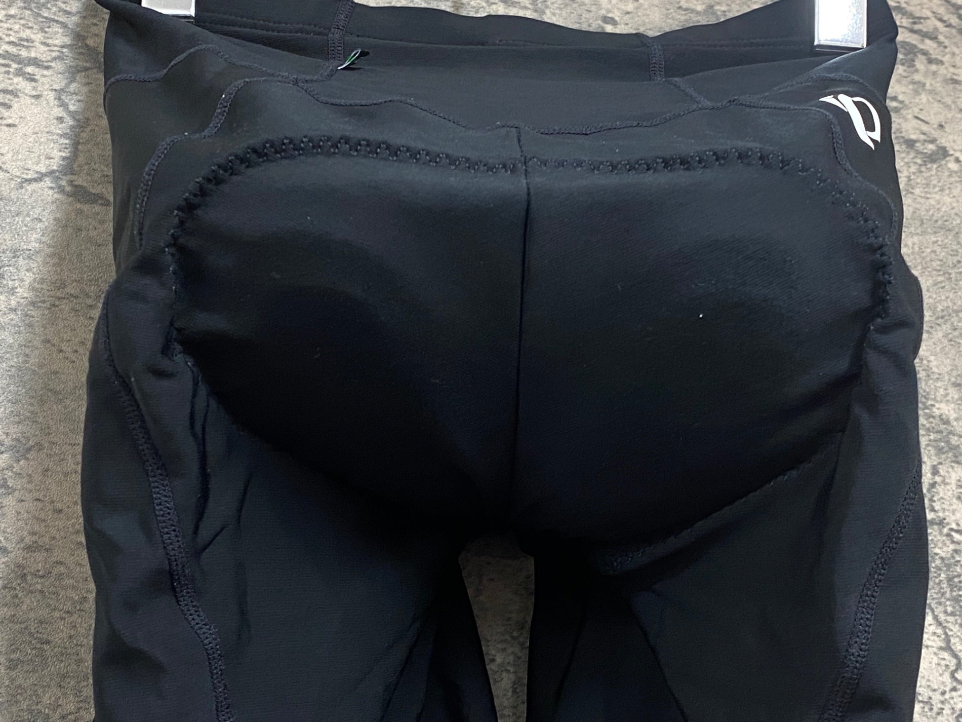 JX351 パールイズミ PEARL iZUMi 3D MEGAⅡ レーサーパンツ 黒 M