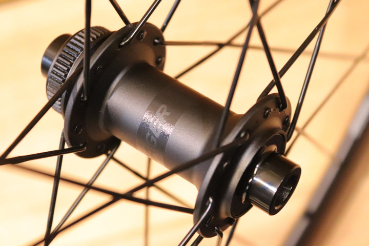 ボントレガー BONTRAGER アイオロス コンプ AEOLUS COMP 5 TLR DISC シマノ 11S/12S アルミ/カーボン チューブレスレディ ロードバイク ホイールセット 【広島店】