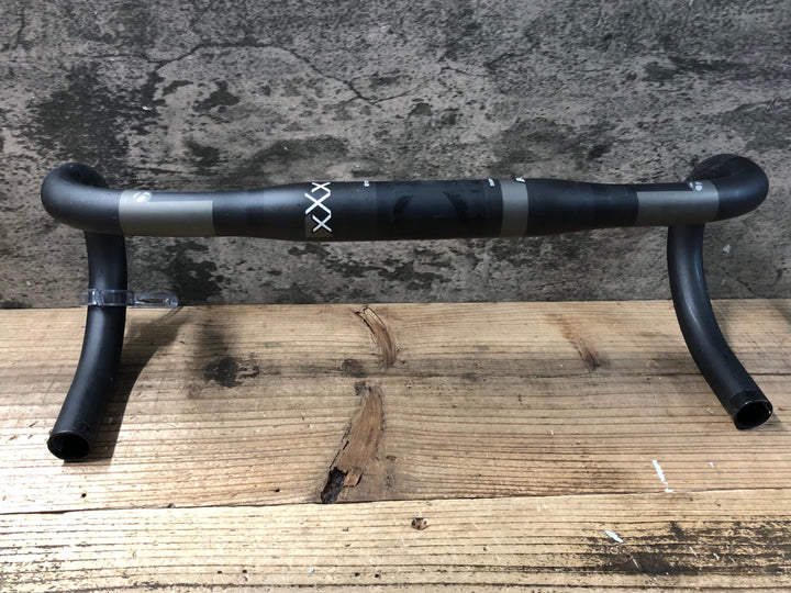 KB634 ボントレガー Bontrager XXX VR-C カーボン ドロップハンドル ブラケットC-C400mm Φ31.8