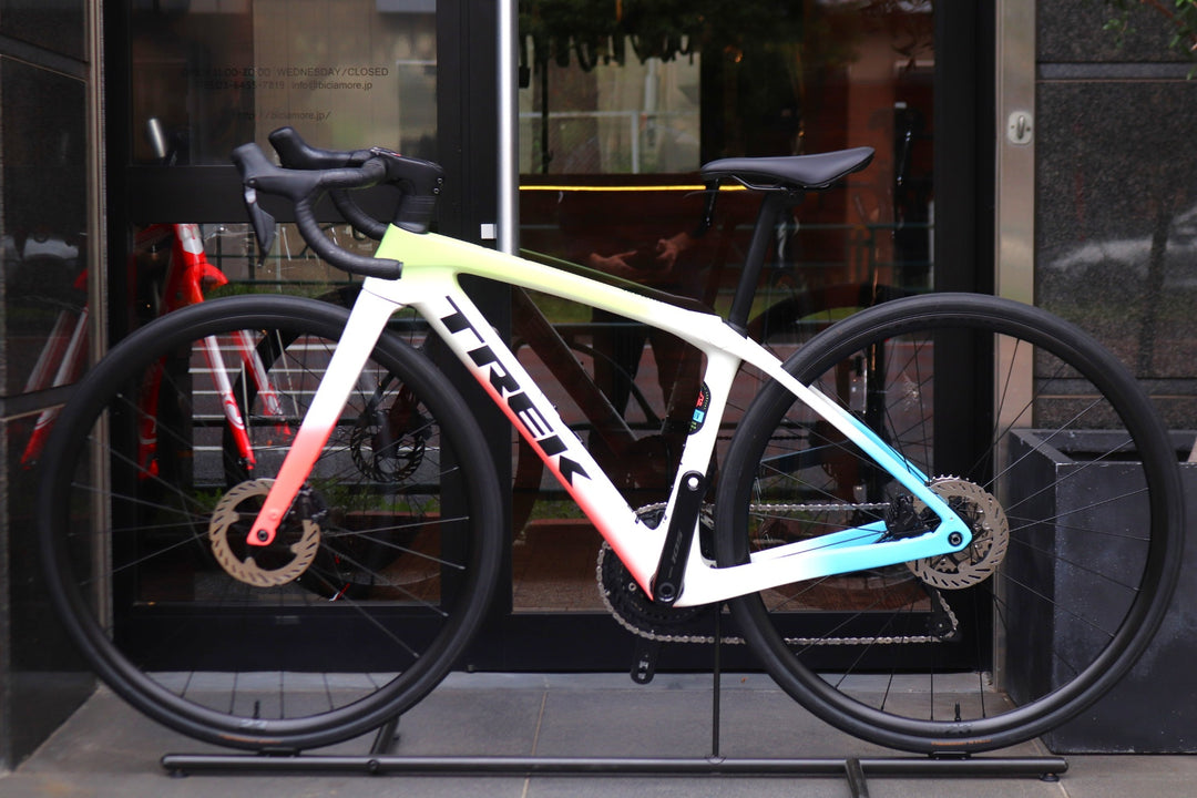 【105 Di2にカスタム！】 トレック TREK ドマーネ DOMANE SL5 GEN4 2026モデル 47サイズ シマノ 105 R7170 Di2 12S ロードバイク 【東京南麻布店】